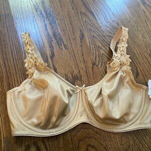 Dominique  Mystique Seamless Unlined Minimizer Bra - Nude 32D new with tags